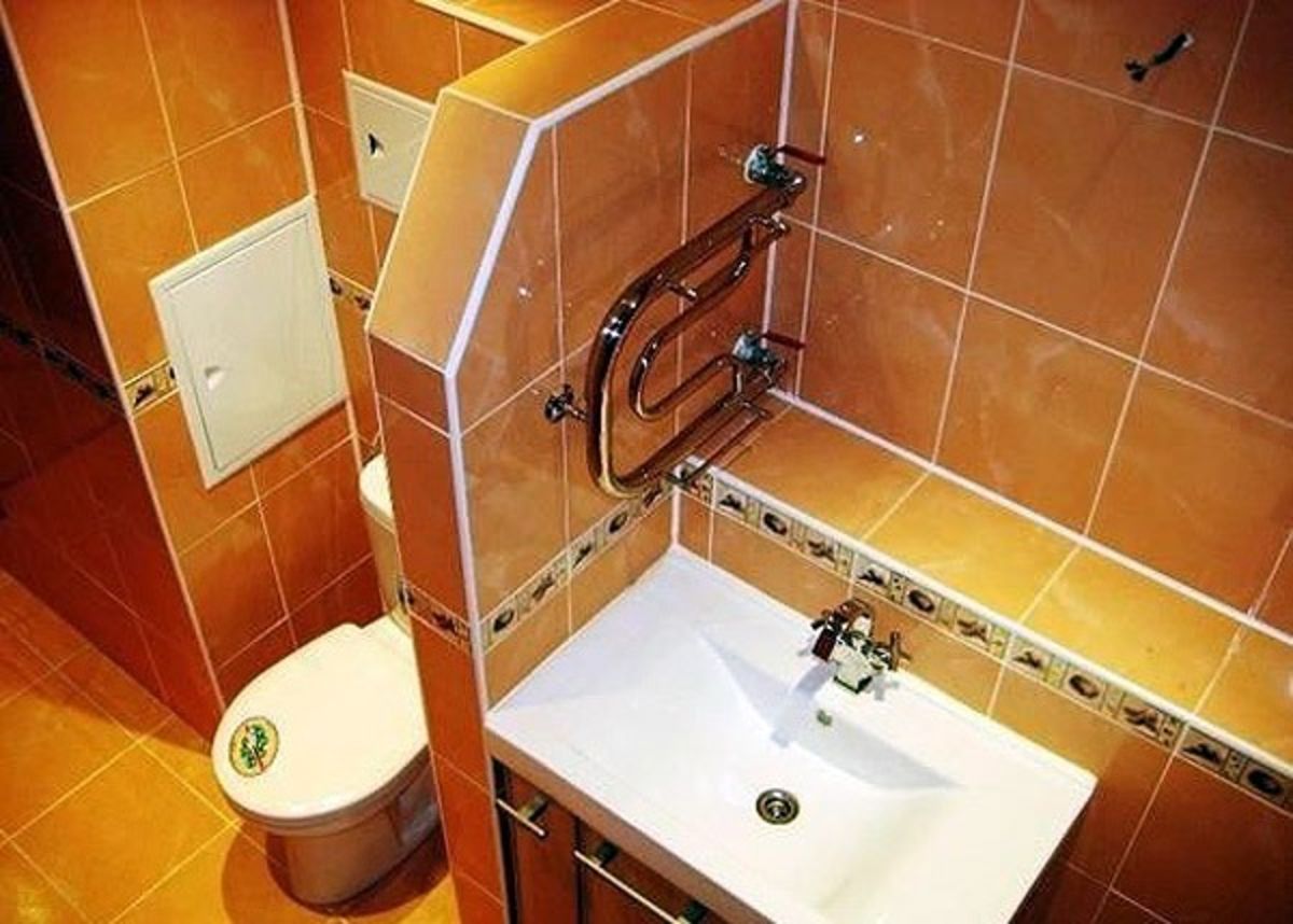 Ванная комната стояк. Объединение ванны и туалета. Скрыть трубы в ванной. Объединение ванны и туалета в хрущевке. Перегородка между туалетом и раковиной.