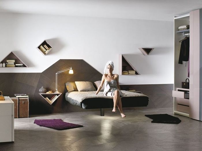 Кровать на одной опоре Fluttua. Дизайнер Даниэле Лаго (Daniele Lago)