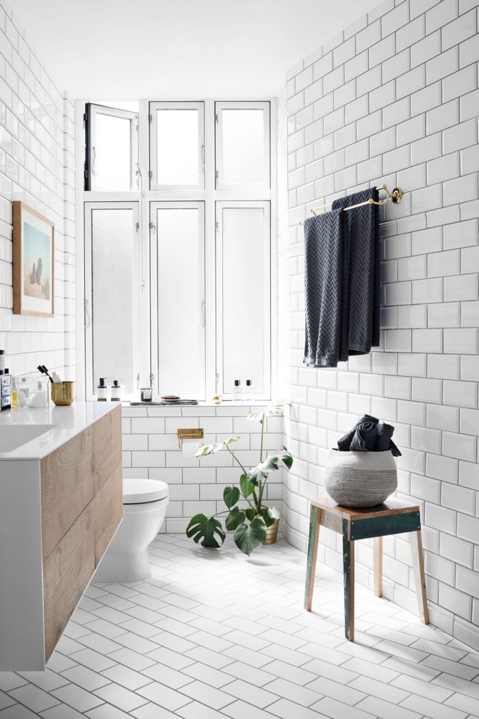 https://archzine.fr/maison/salle-de-bains/salle-de-bain-blanche-moderne-et-stylee/