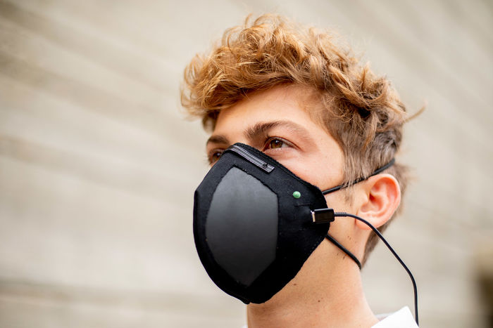 Дыхательная маска с графеном Guardian G-Volt. Дизайн: LIGC Applications