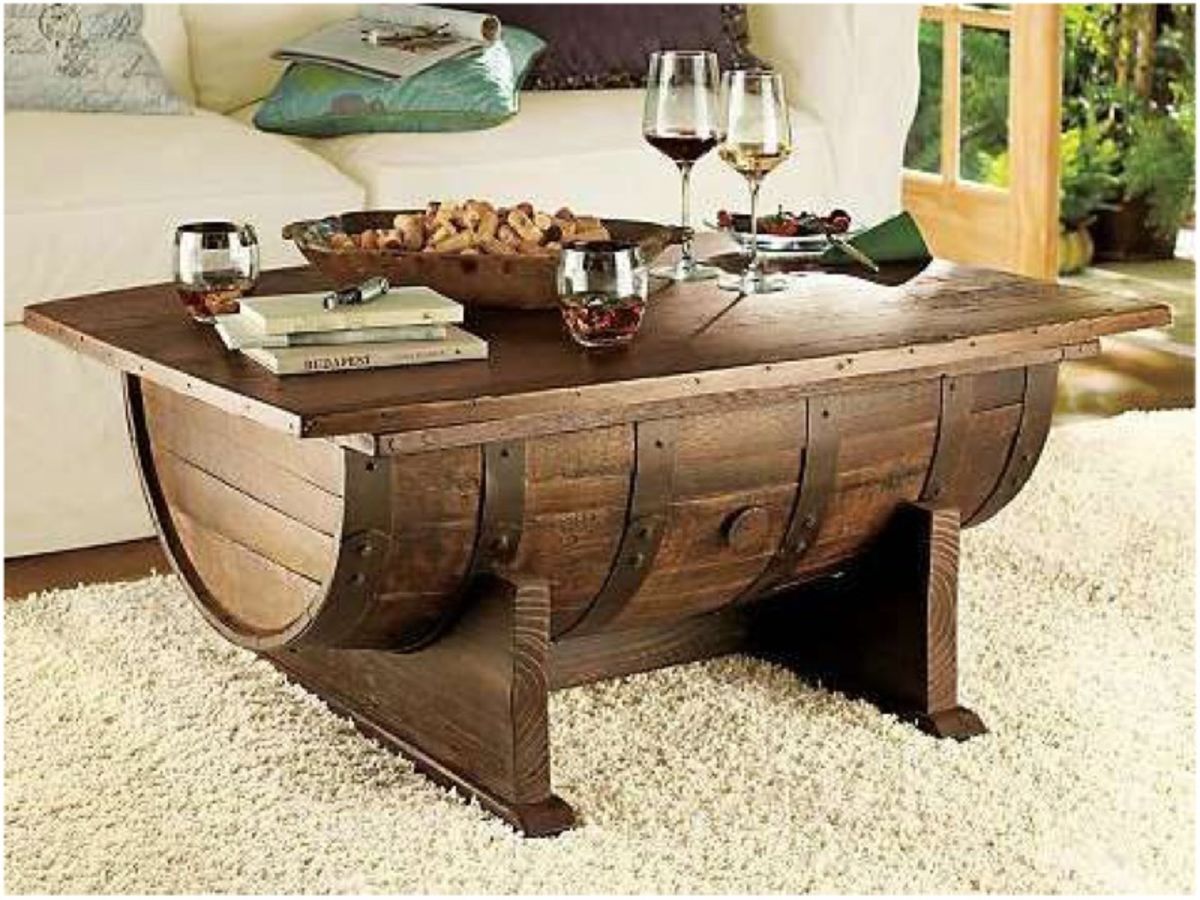 Что можно сделать из дерева. Необычная деревянная мебель. Необычные столы из дерева. Креативный журнальный столик. Деревянные изделия в интерьере.