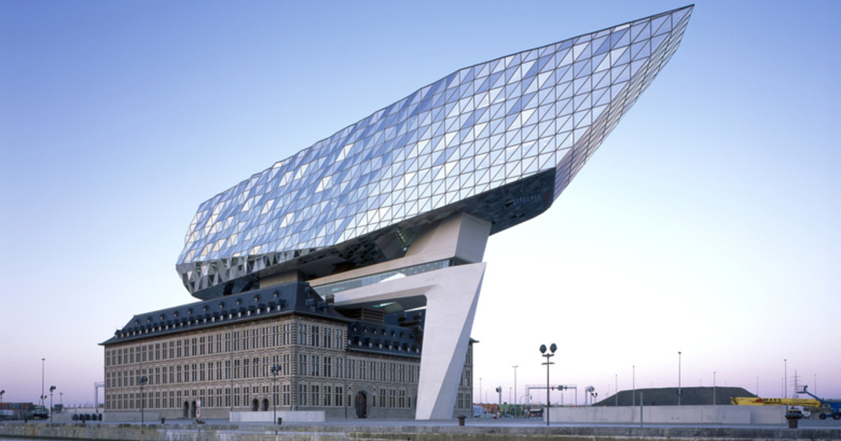 Zaha Hadid Architects отстроило здание-корабль - archidea.com.ua