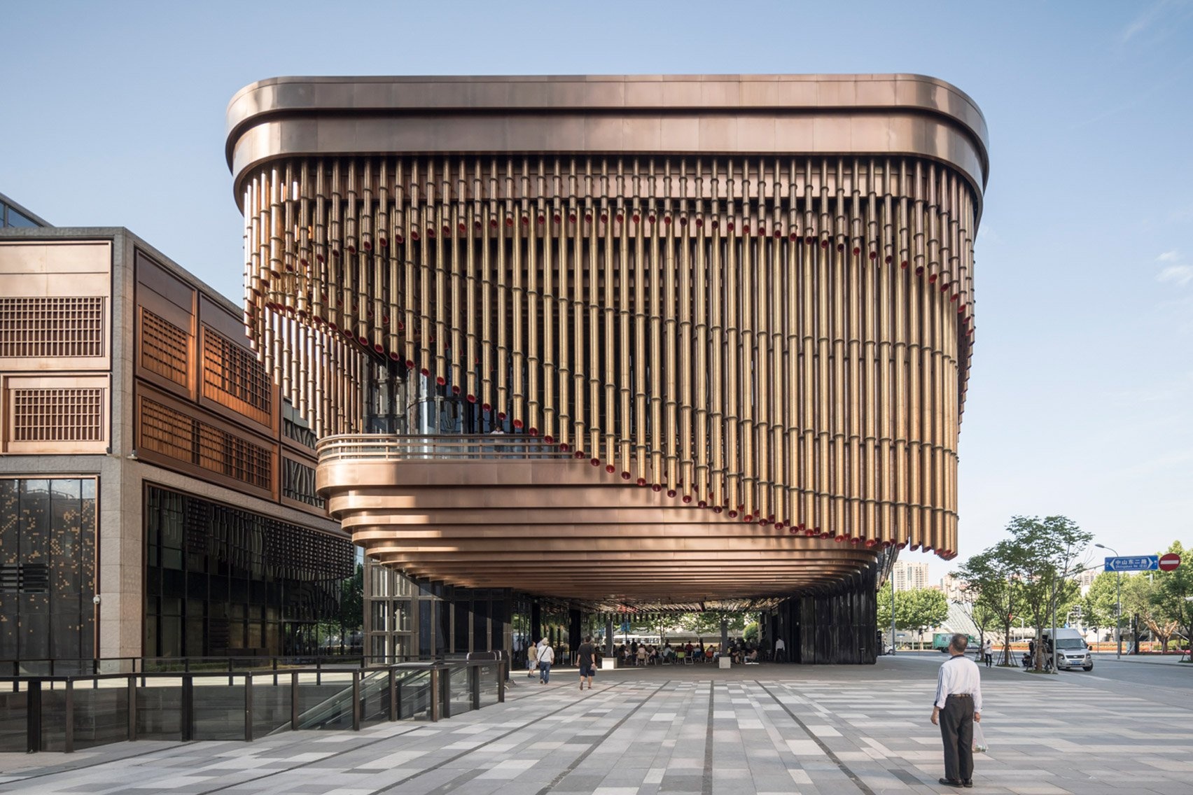 Architecture culture. The Bund Finance Center от Нормана Фостера и Heatherwick Studio.