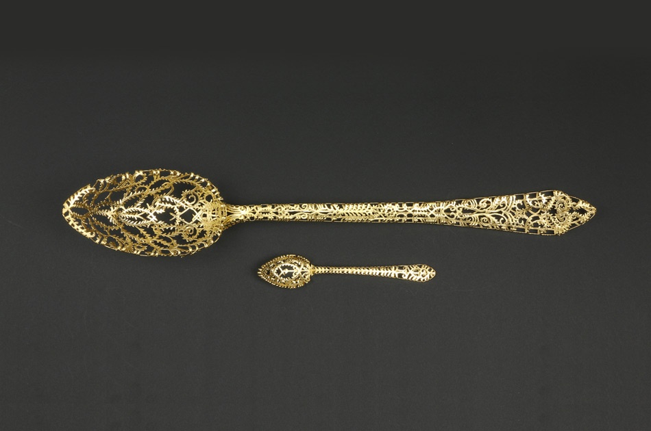 wiebke-meurer_golden-spoons