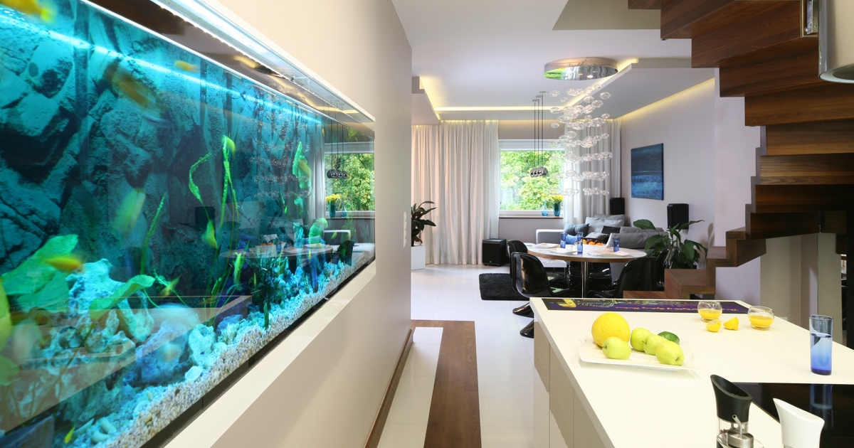Как использовать аквариум в дизайне интерьера