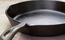 7 способов быстрой и эффективной очистки чугунной сковороды